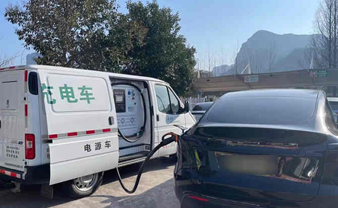 临沧汽车搭电